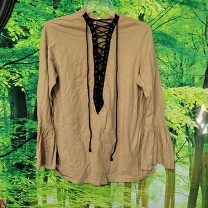 3338-3) Trend shop lace up tie.Top, Tan/Black, long sleeve.